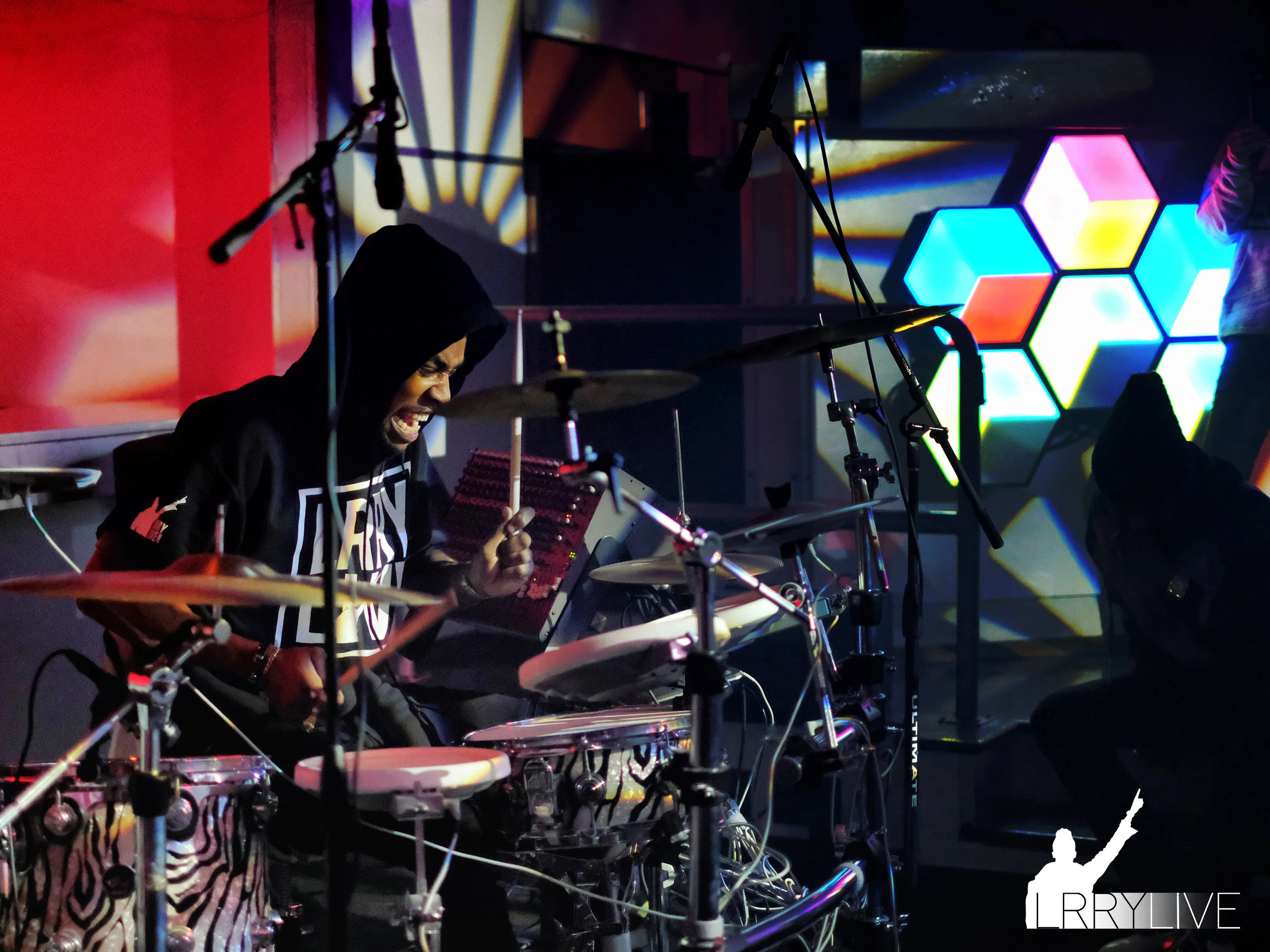 LRRYLIVE_002.JPG