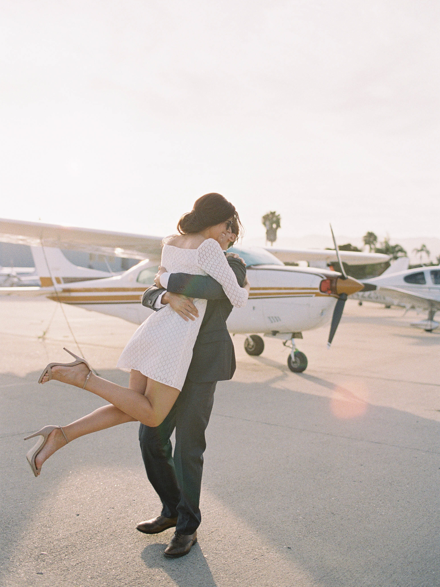 airport-engagement-shoot-4.jpg