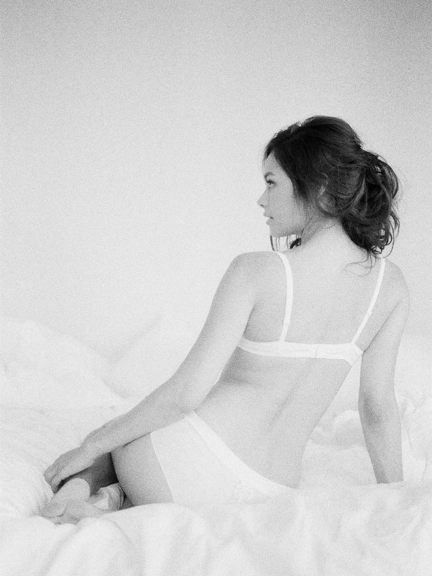 boudoir-on-film-113-Jen_Huang-Bhldn-204-Jen_Huang-000002370011.jpg