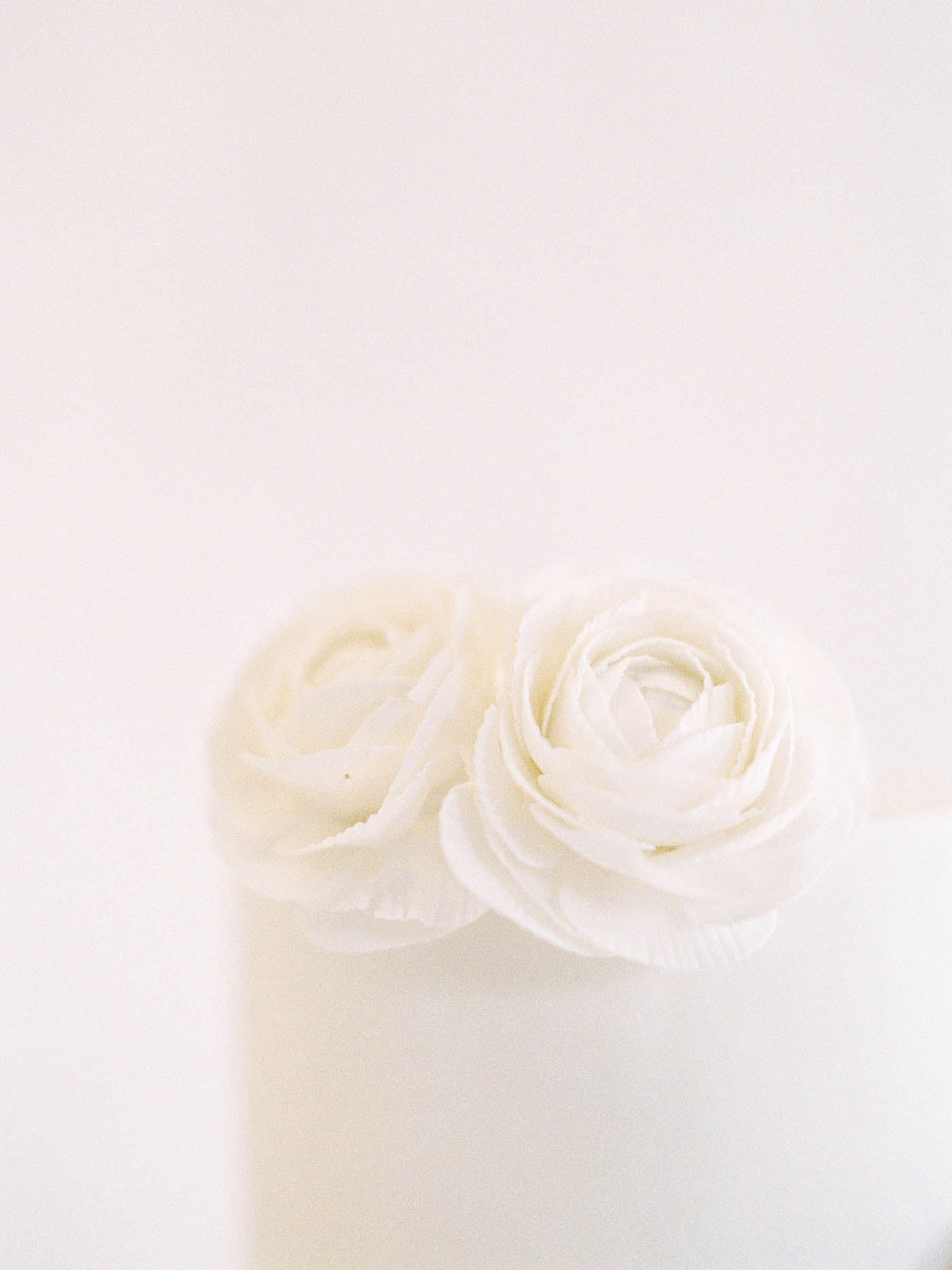 Delicate-Wedding-Cakes-9-Jen_Huang-002343-R1-022.jpg