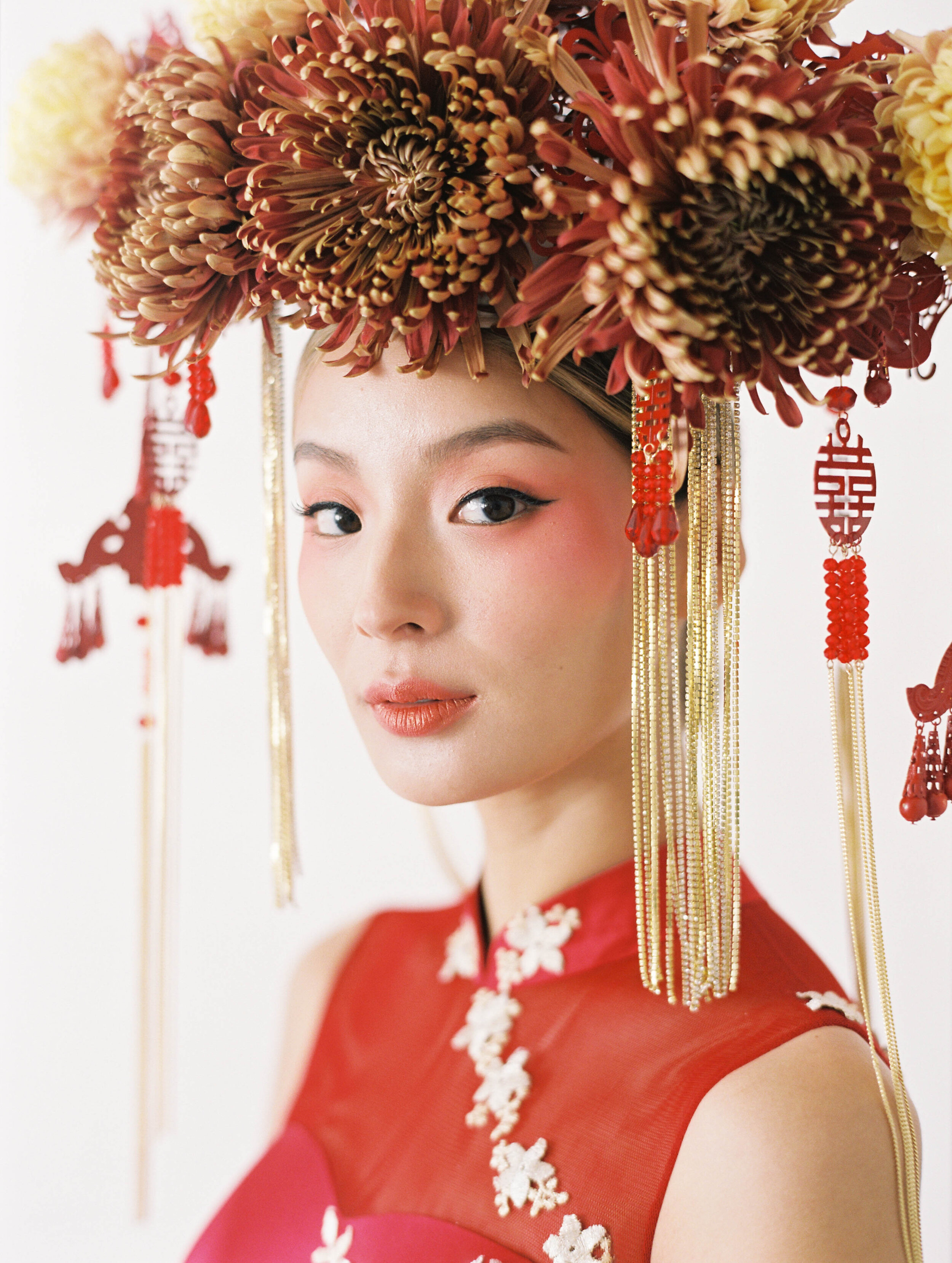 Chinese-Traditional-Bride-Jen-Huang-Photo-13-381880_006.jpg
