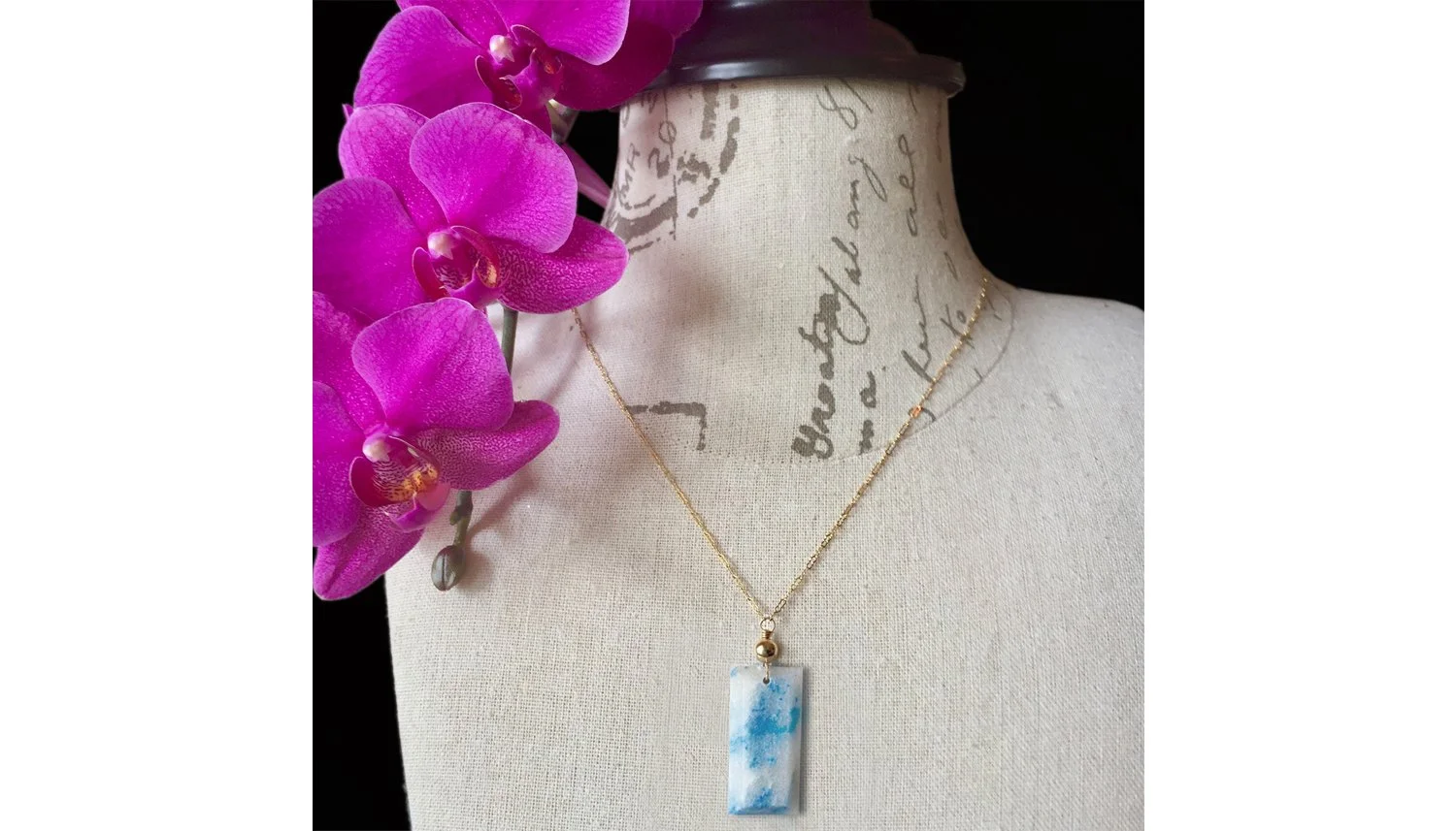 Santorini IV - Paraiba Quartz Rectangle Necklace