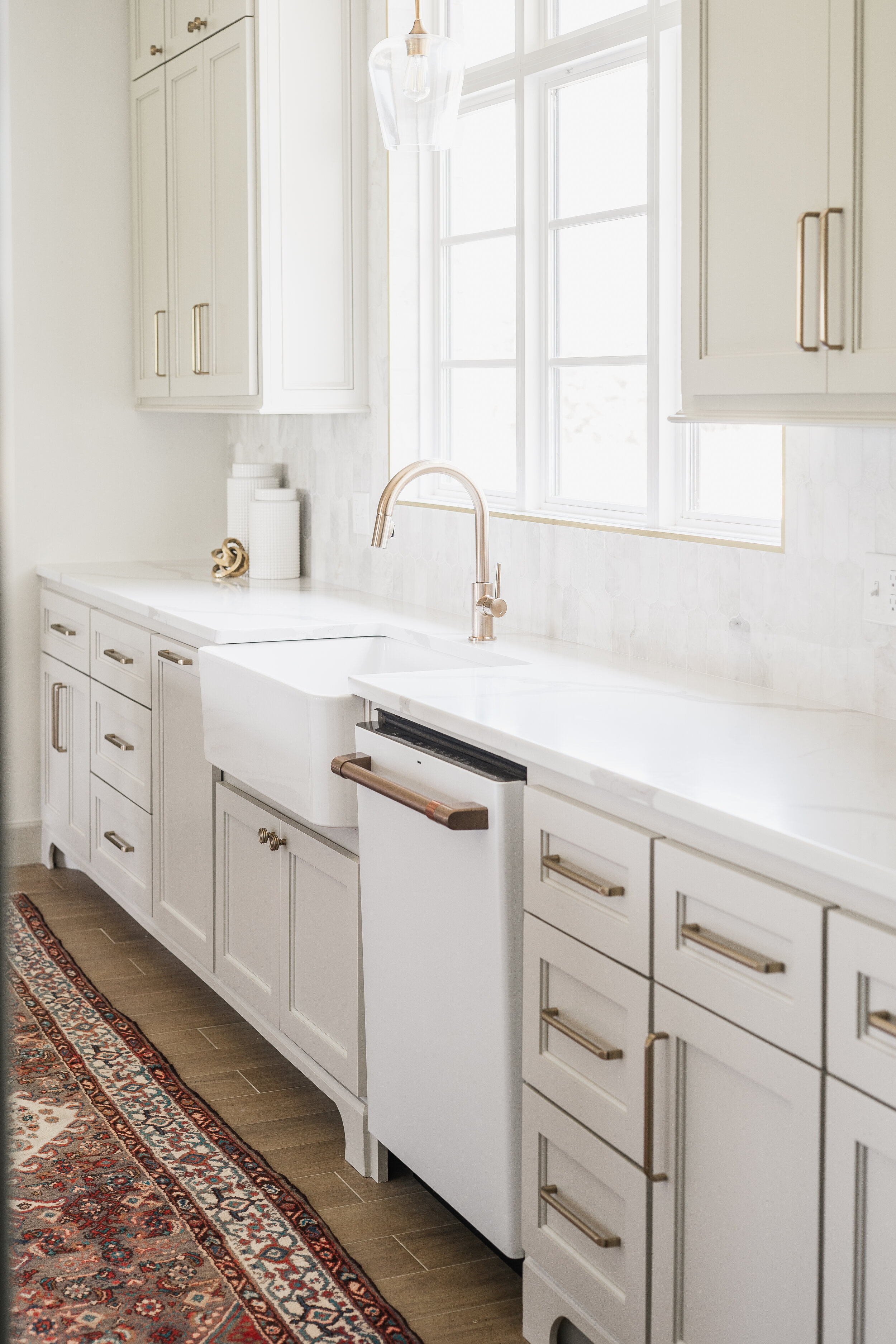 Nude/gray kitchen cabinets 