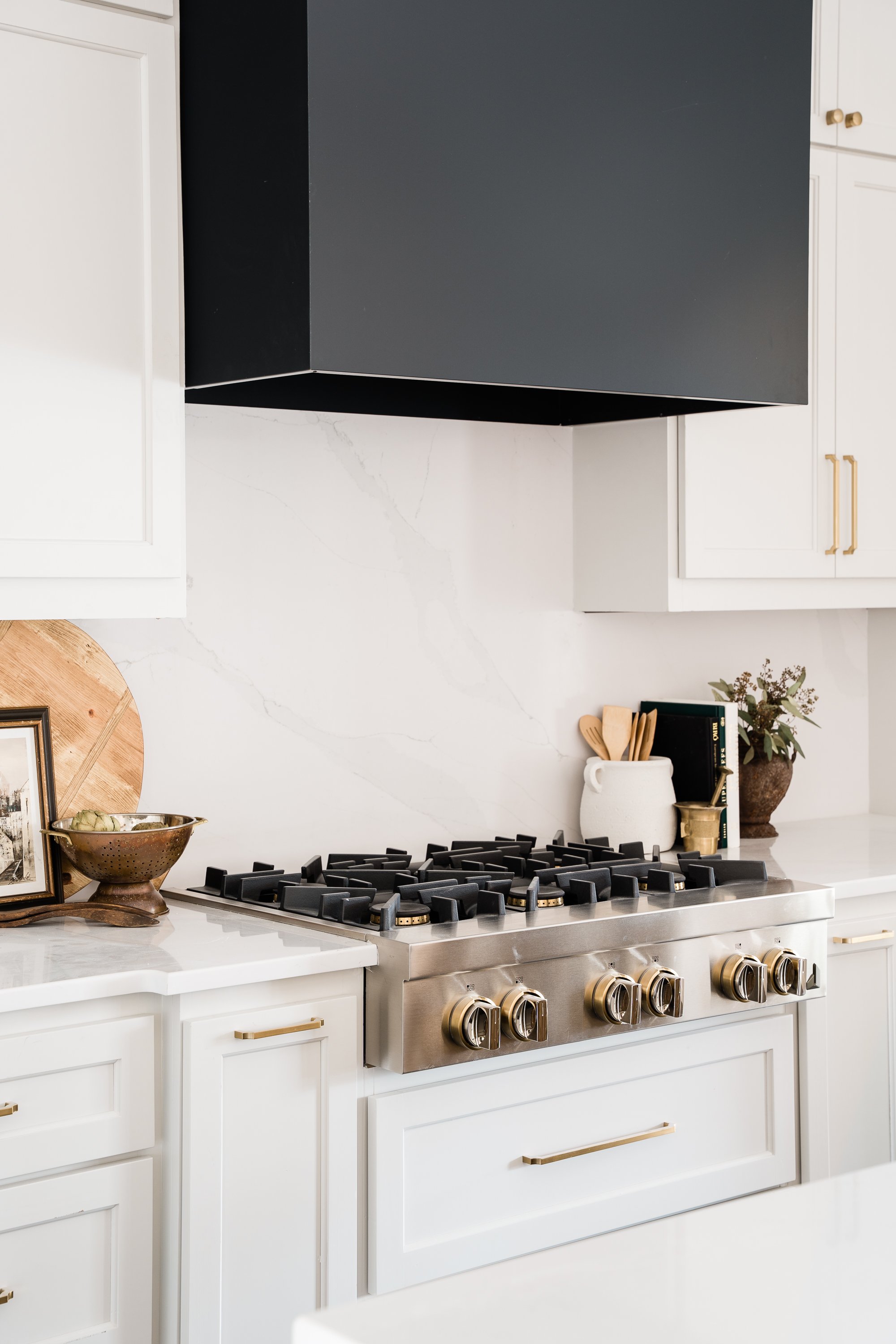 Black kitchen vent hood