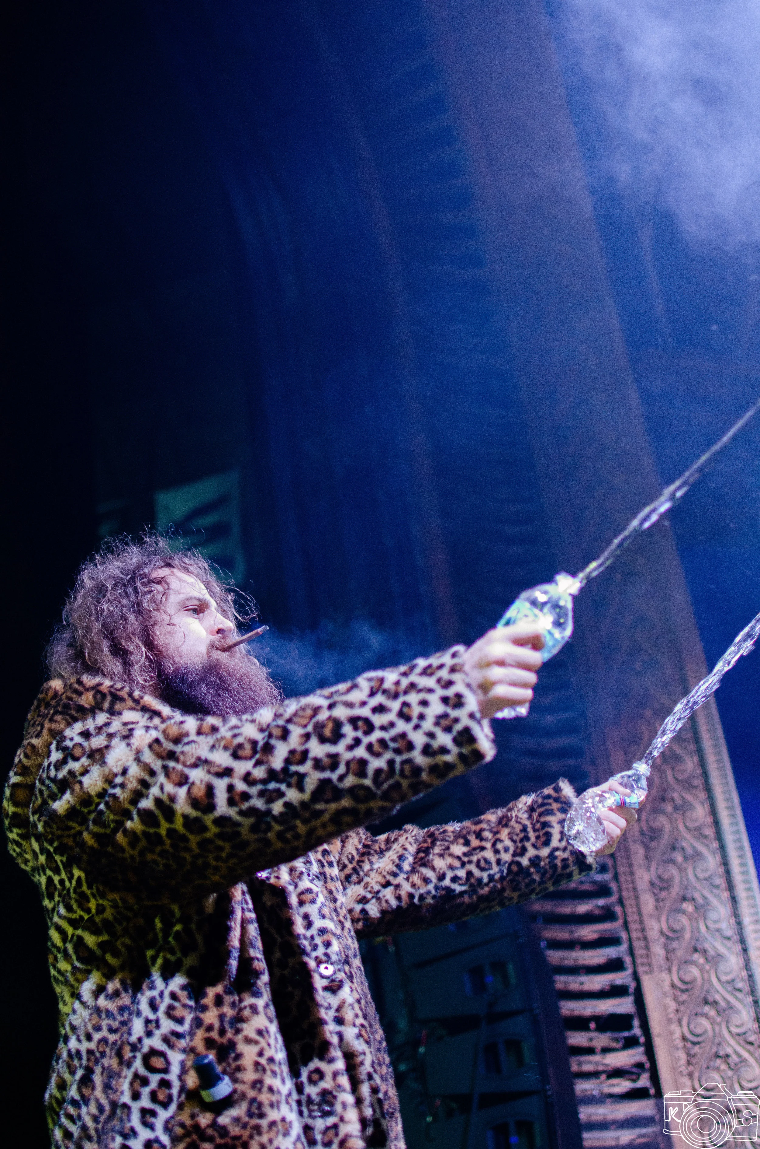 Hippie Sabotage // Riviera Theatre 