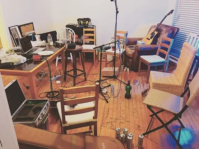 Thank you so much to everyone that tuned in last night! This is our pop up podcast space. By next Thursday we&rsquo;ll have it spruced up and looking even better! Tune in EVERY THURSDAY as we serenade you from Ryan&rsquo;s dining room! #looseties #lo