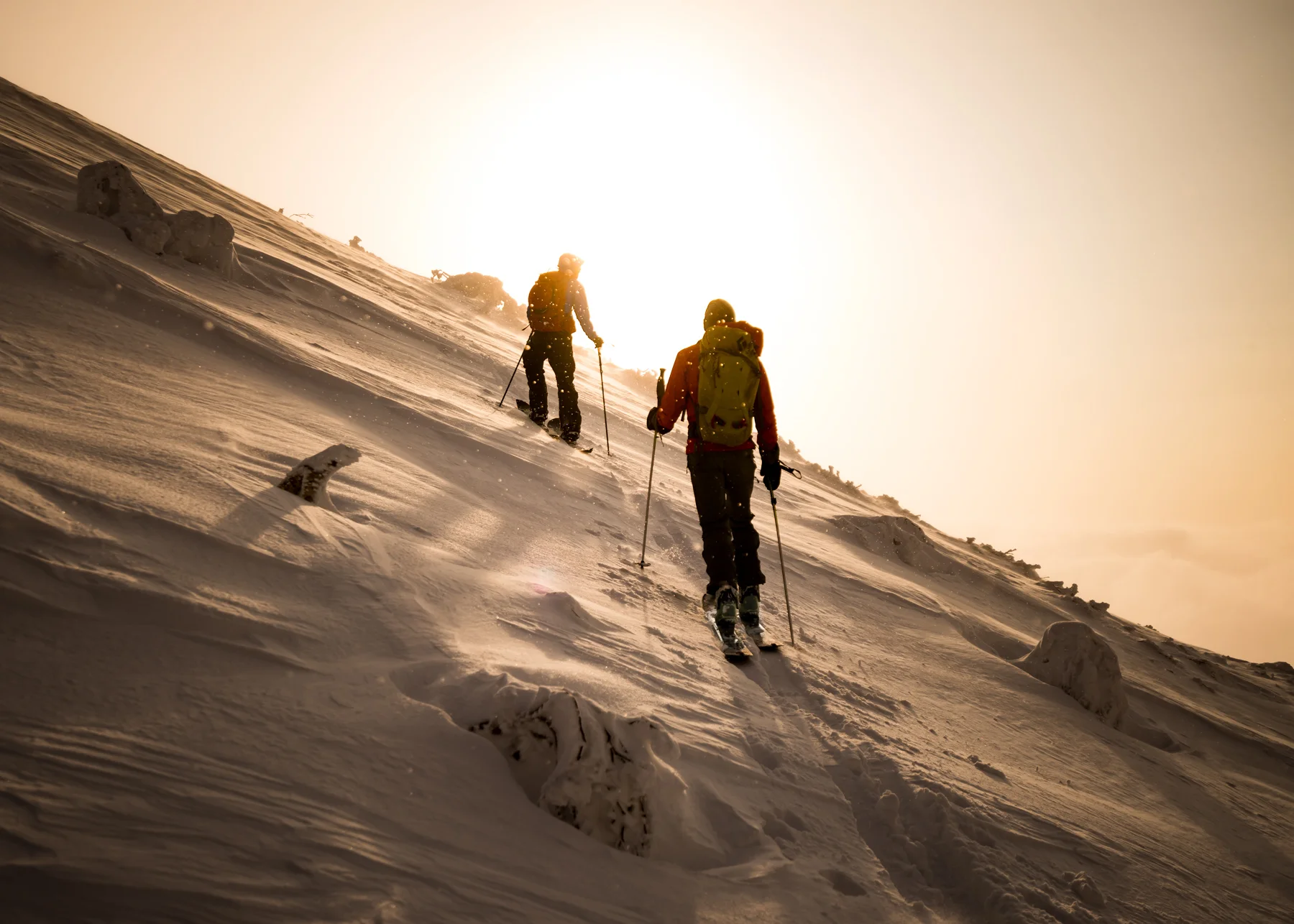 Black_Diamond_Japan_Skiing-3.jpg