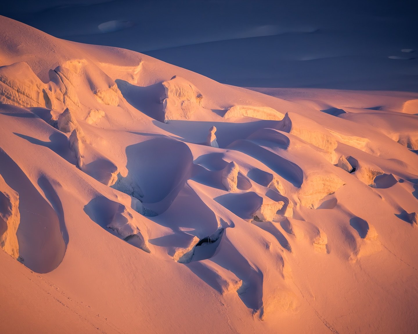 WA State friends! Please join me next month for a photography event where I&rsquo;ll present imagery from my WA100 Project, a visual journey climbing Washington State&rsquo;s 100 highest peaks. The details:

📸WA100 Project photography event/slidesho