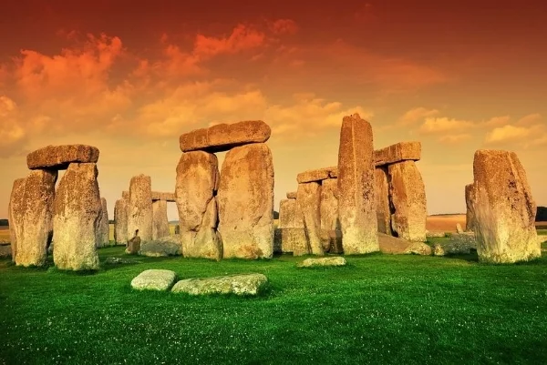 Summer Solstice Stonehenge.jpg