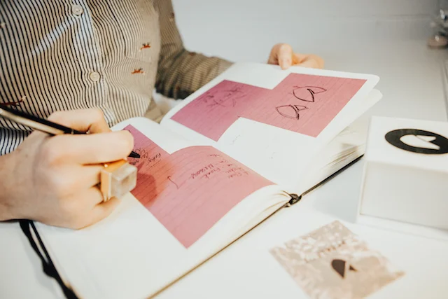 Branding Kellys Journal_.jpg