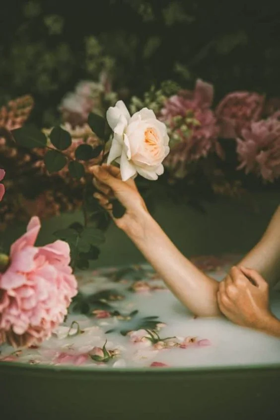 How to increase sensual confidence using flowers here