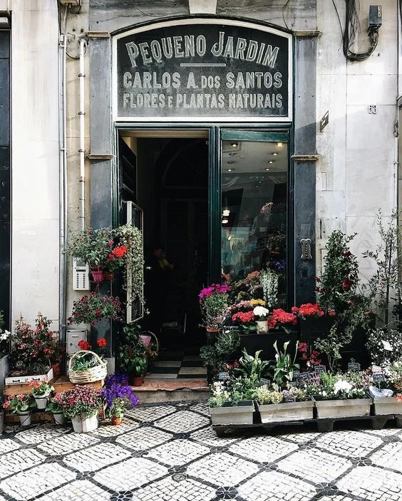 Shops Around The World 20.jpg