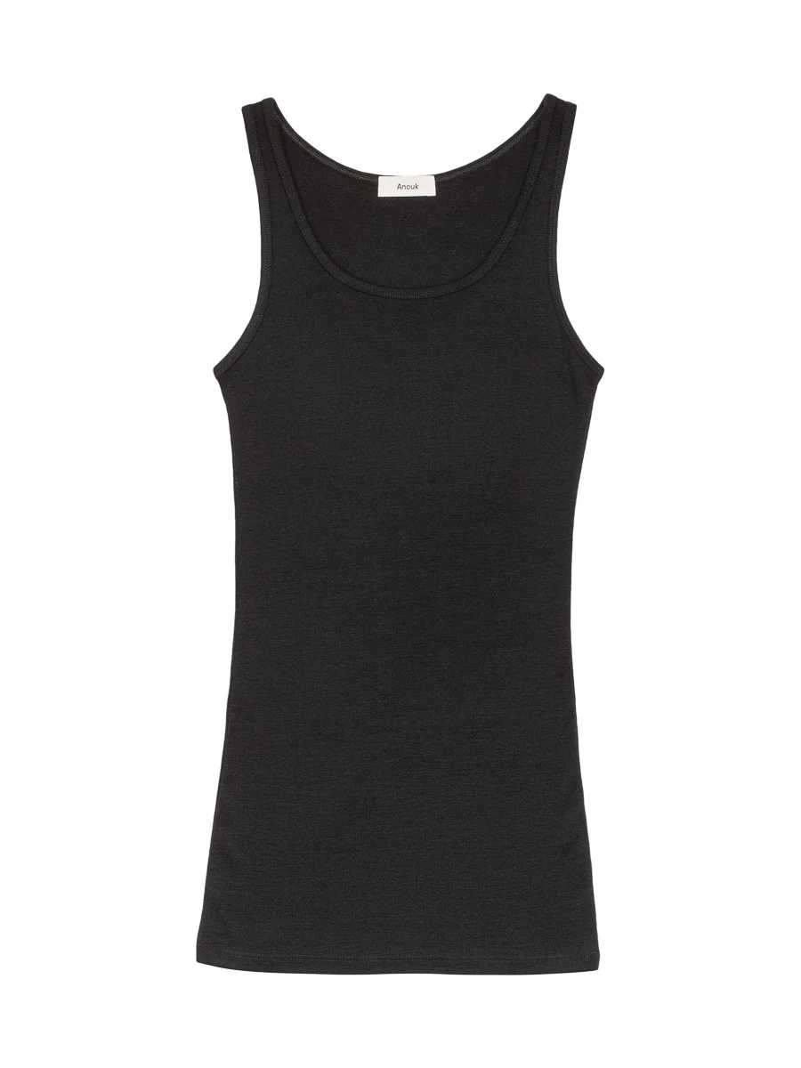 Anouk-blacktank_12.jpg