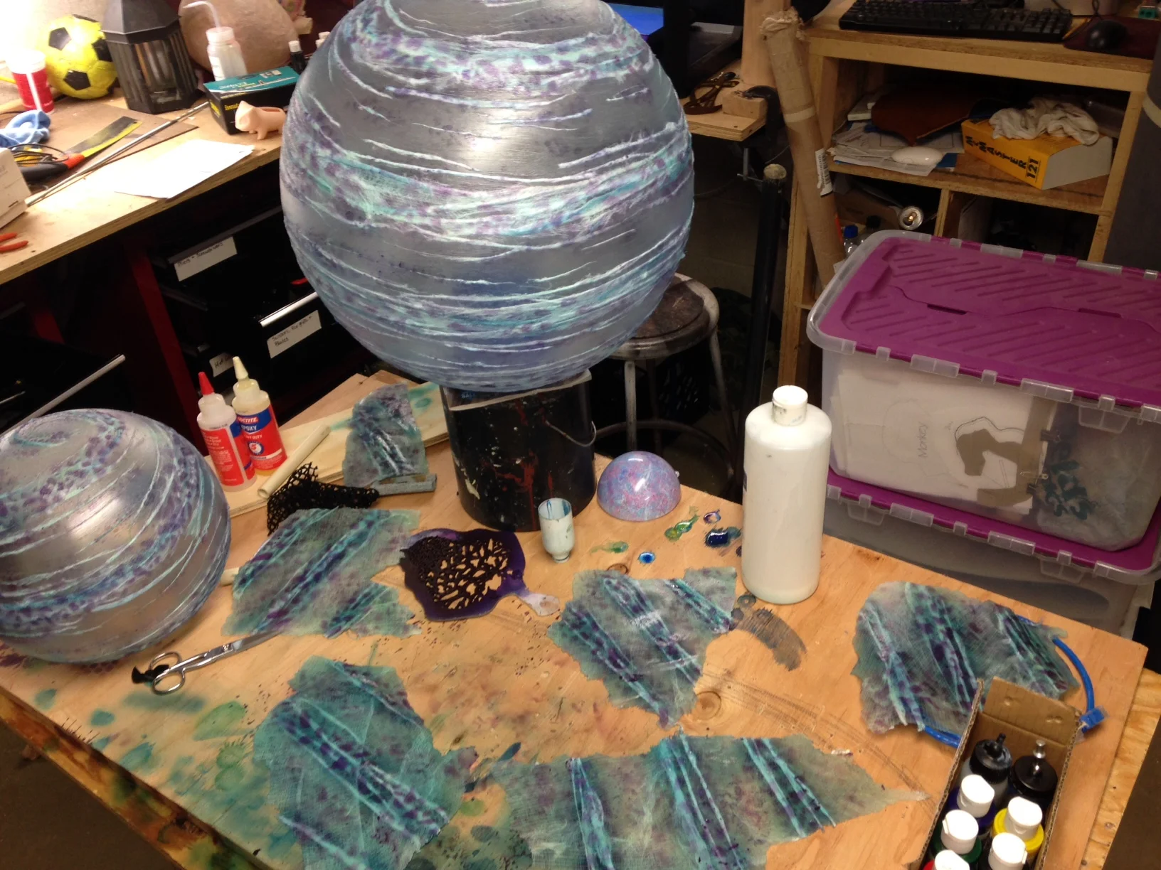  I did this cheesecloth and paint combination on another egg that was 18 inches diameter and multiple "egg shell" pieces. The egg shell pieces were 5 or so layers of Sculpt or Coat and cheesecloth and then i added the spiral texture. 