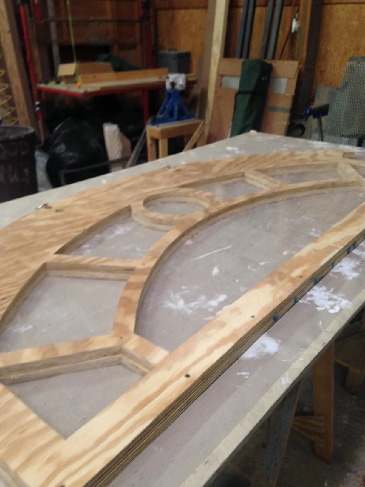  I screwed the two plywood pieces together with the plexiglass in between 