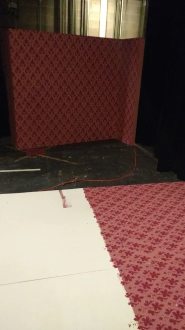  Stencil work for wallpaper walls. 