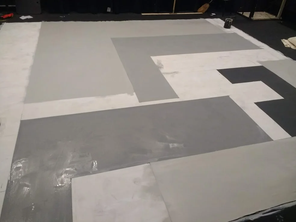  Painting in shapes with various grays 