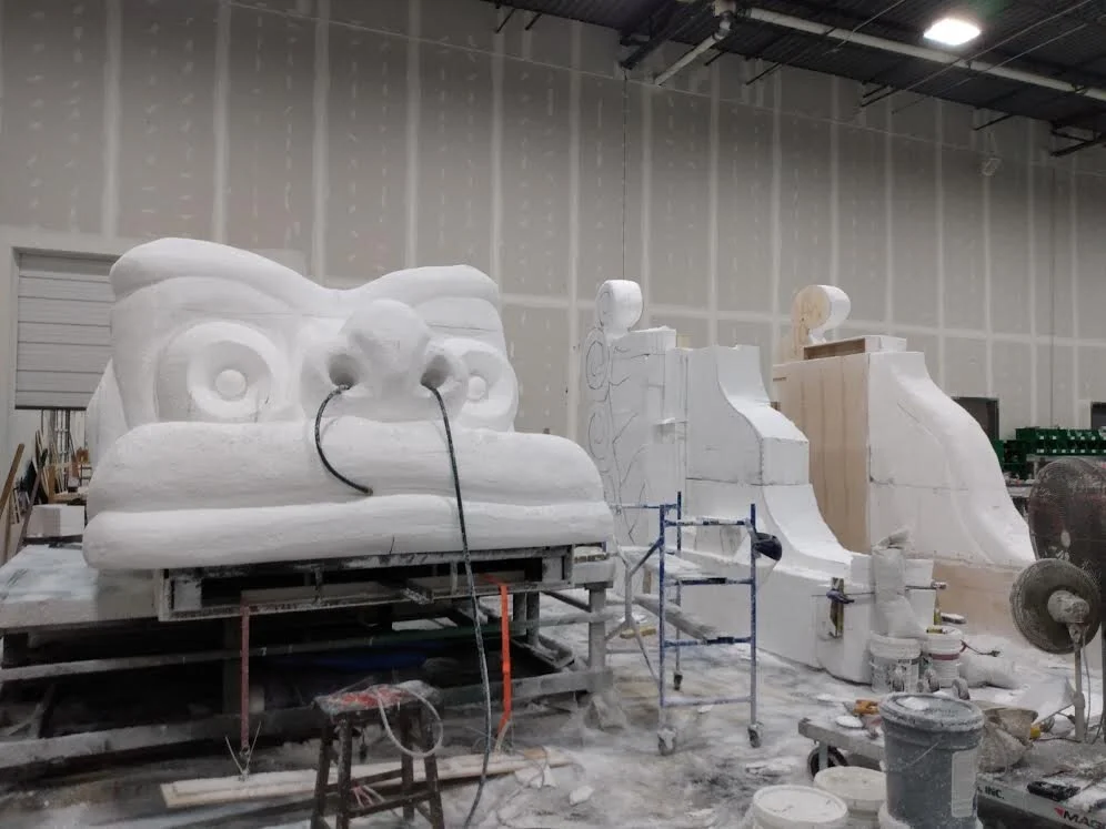  Head sculpt. Tubes are for the fog machine, set up by the Carpenters  