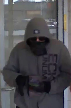 LASALLE POLICE INVESTIGATE BANK ROBBERY 