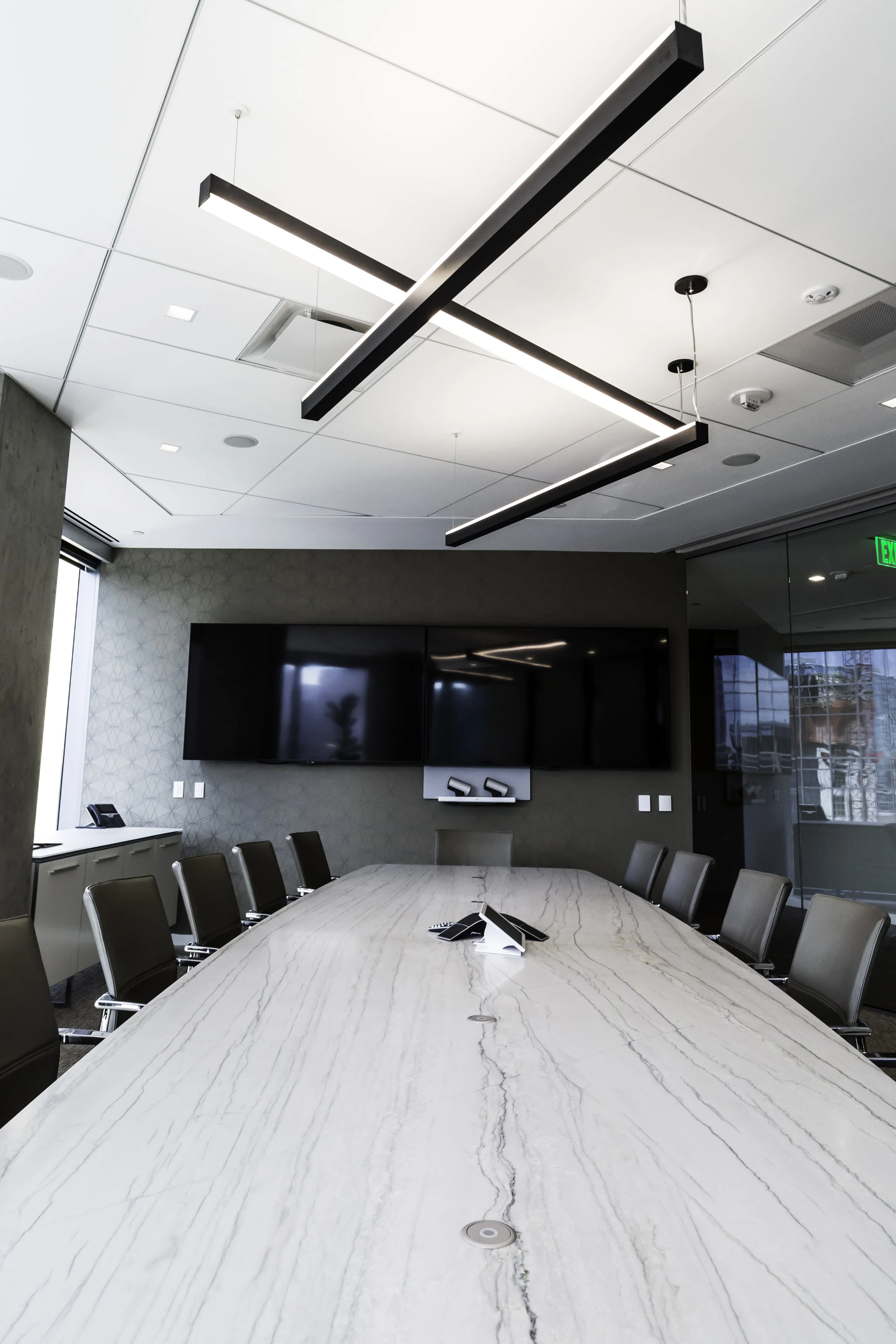 ALW, Lightplane Hogan Lovells