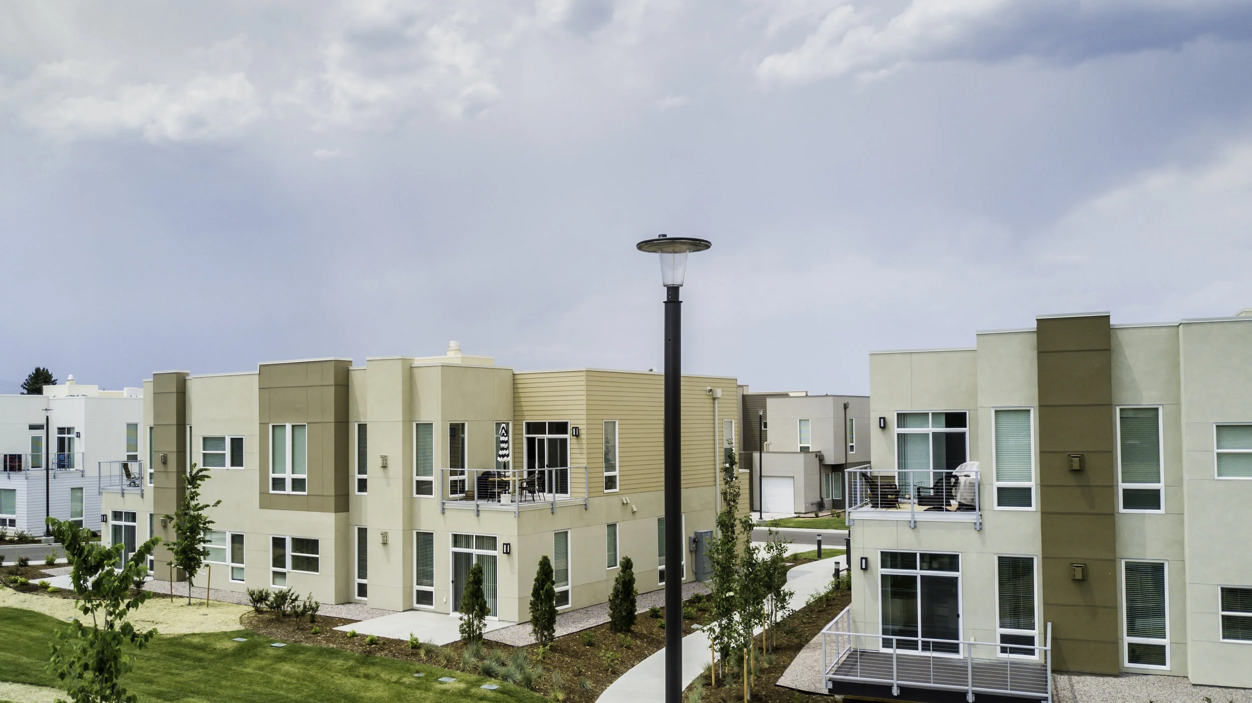 Philips Lumec, TownGuide Classic T Village at Belmar