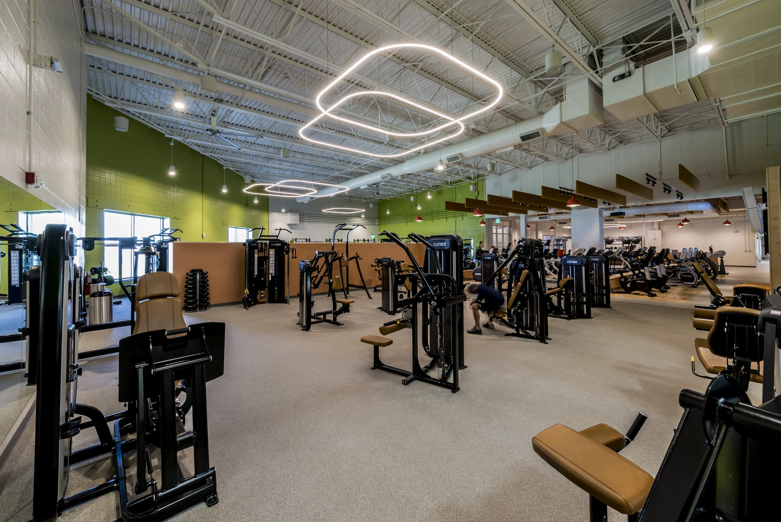 Essenza-Eagle-Pointe-Recreation-Center-052.jpg