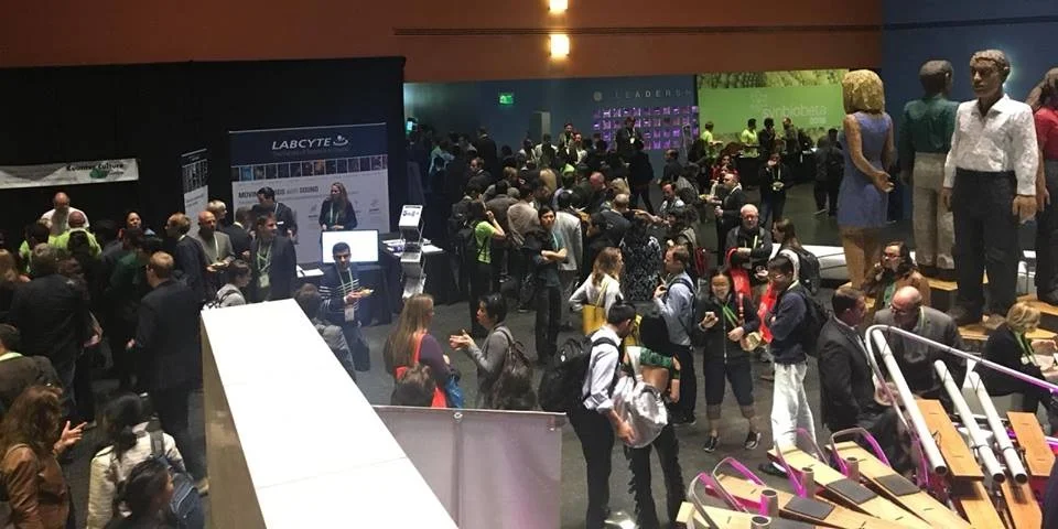 Evening reception at SynBio Beta. The ground floor of the conference hall was filled with people. It was a great night of mingling with other Synthetic Biology enthusiasts.