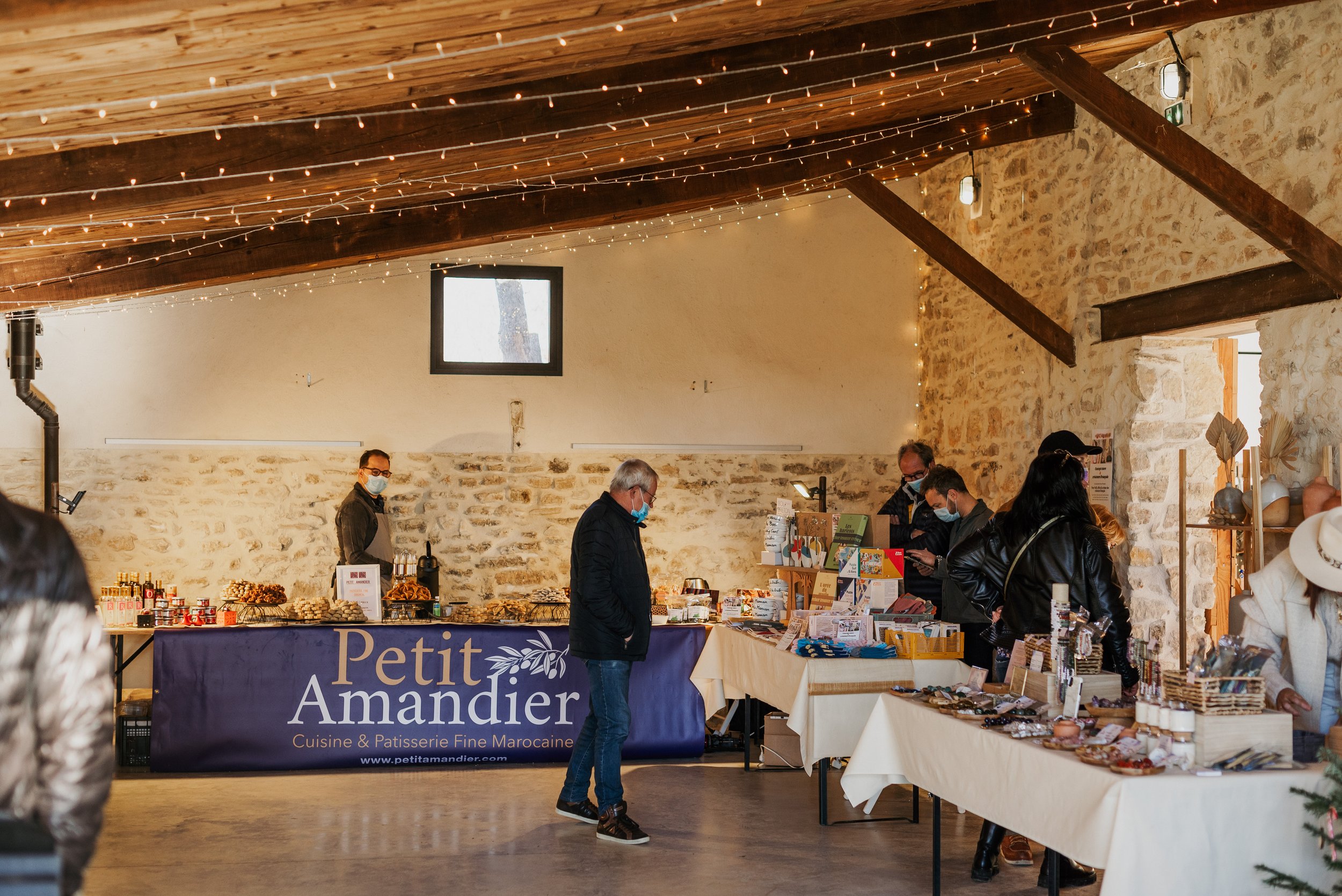 Marchédenoel-TerreUgo-17décembre2021-formatHD-73.jpeg