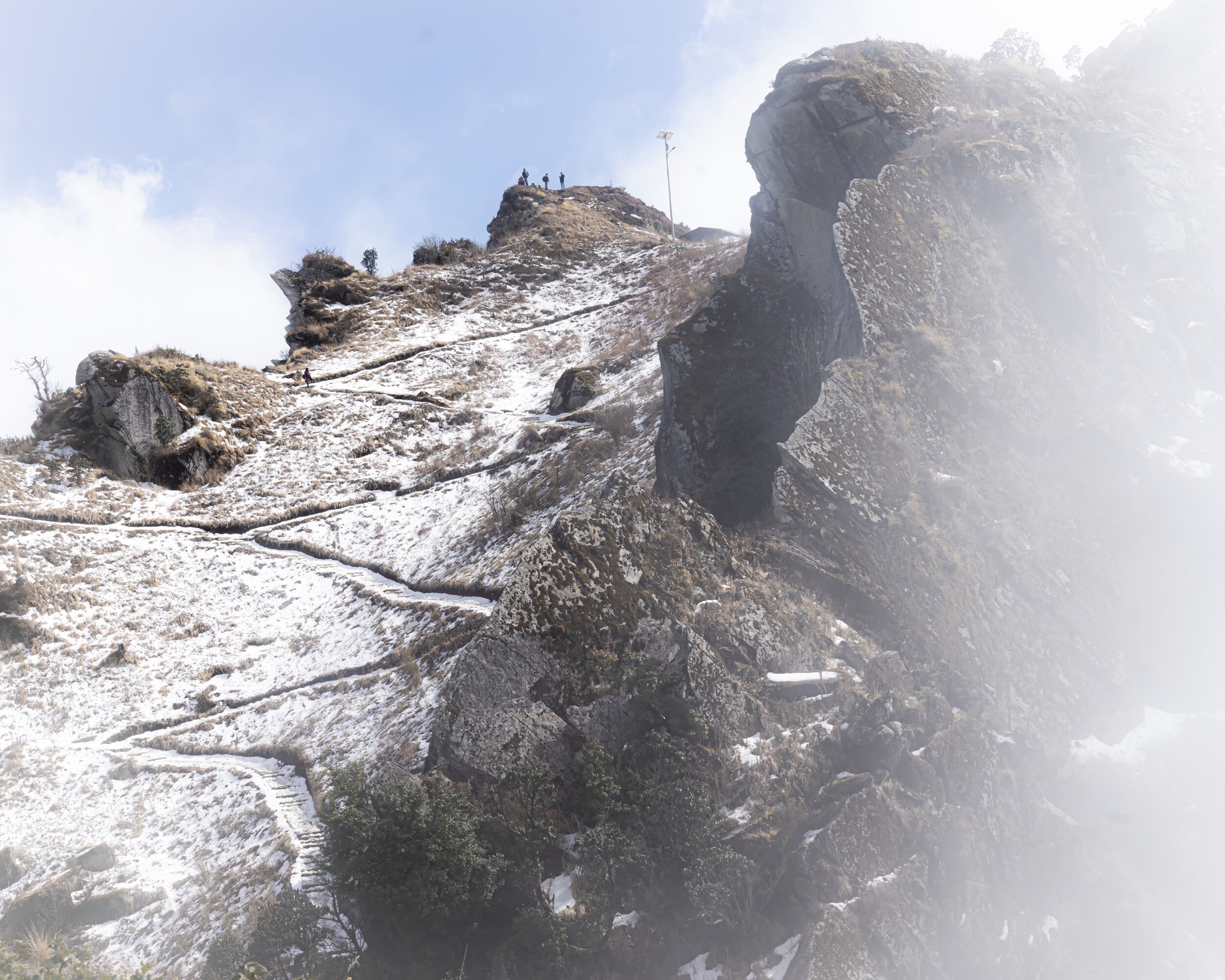  Final switchbacks leading to the temple. 