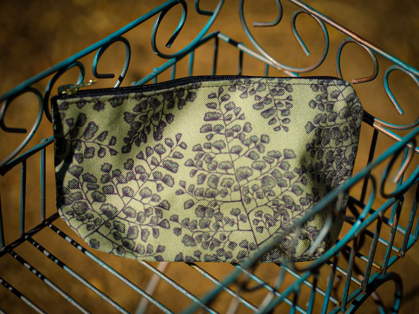 71FF330D-E76D-4A65-A228-87E306F2CD13