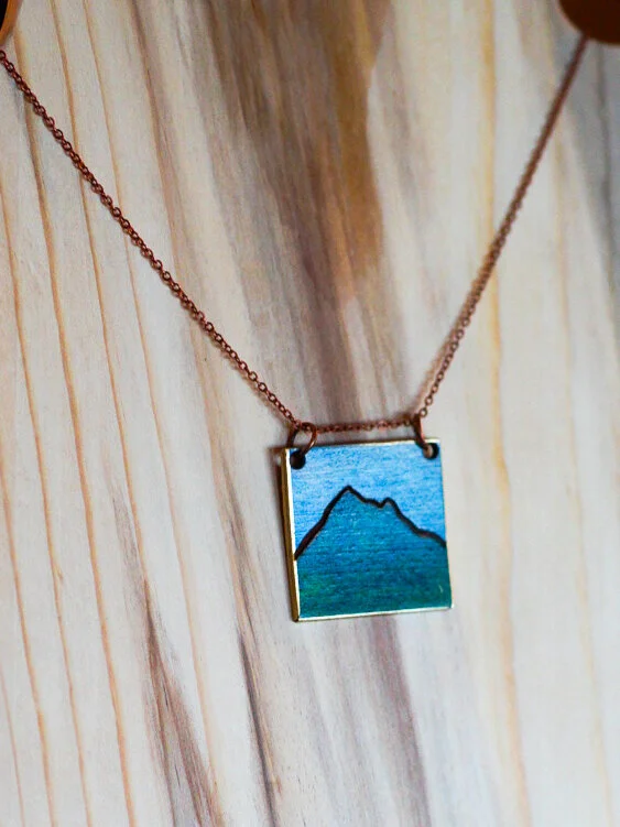 5656F474-F513-49DA-AB5C-8A3295796F4A