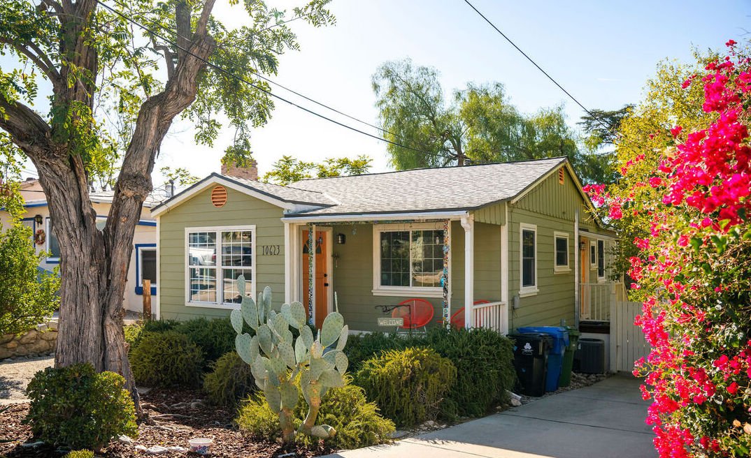 10623 Fitzroy Ave, Tujunga Sold - $705,000