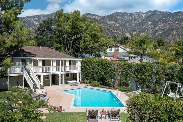 2896 Lake Ave, Altadena Sold -  $1,635,000