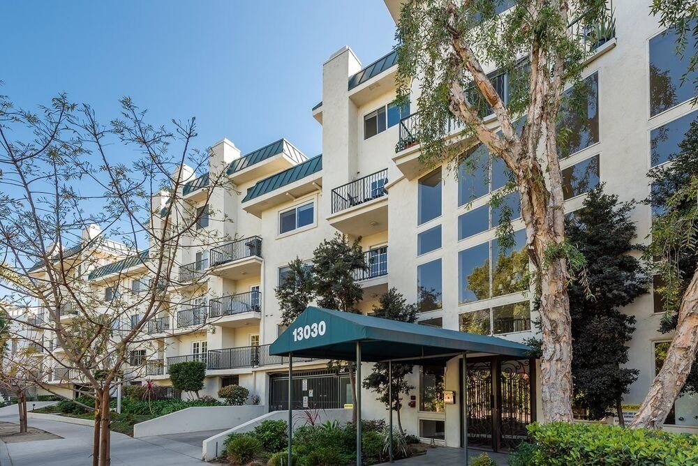 13030 Valleyheart Dr #120, Studio City Sold - $710,000