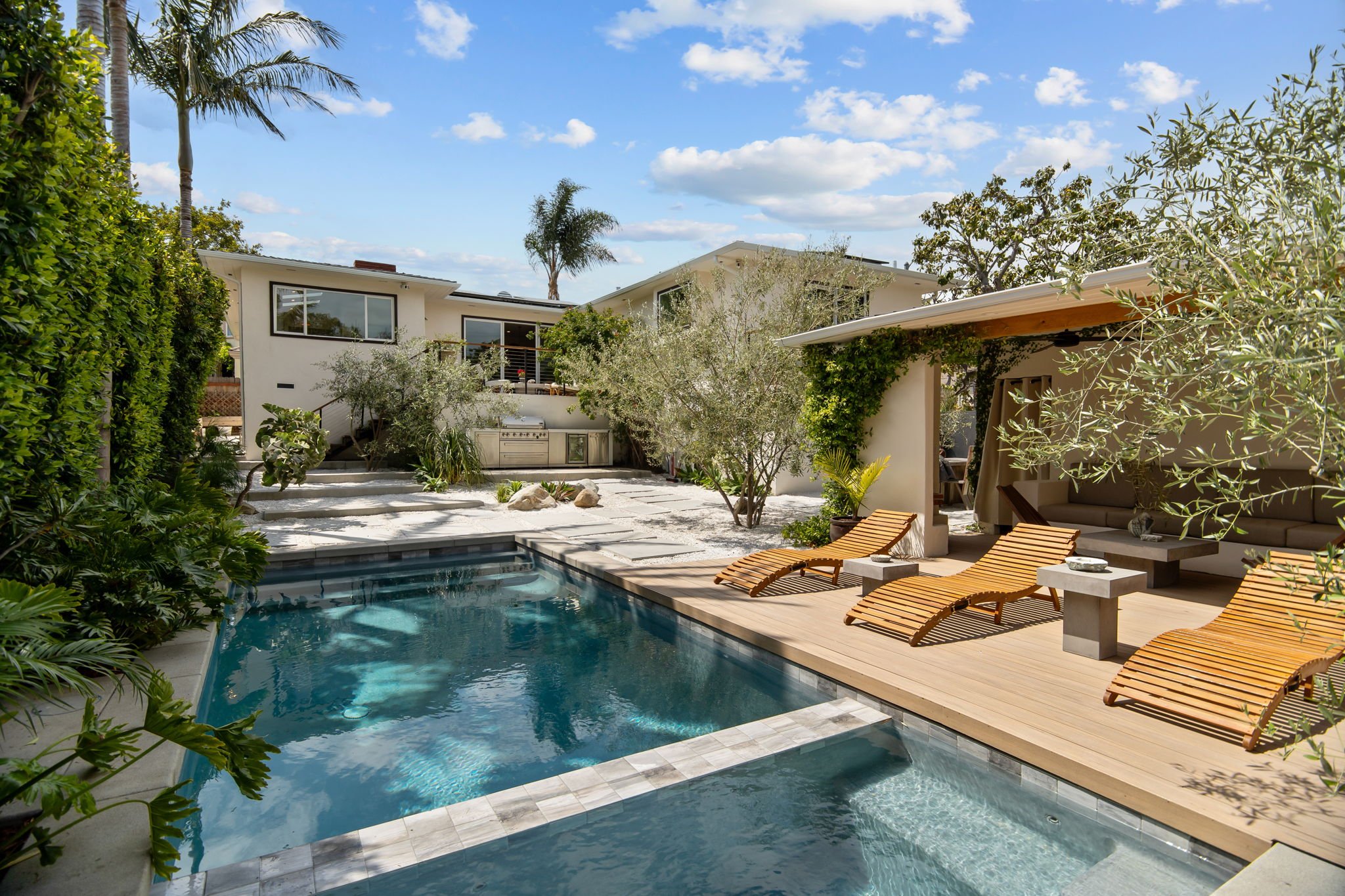 4904 Presidio Dr, View Park Sold - $1,755,000