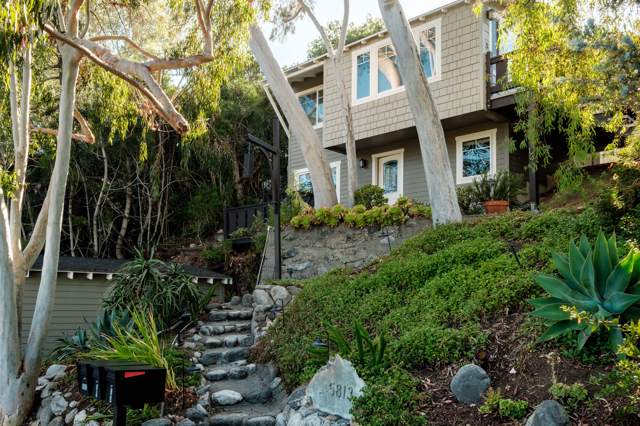 5813 Buena Vista Terrace, Highland Park Sold - $1,420,000