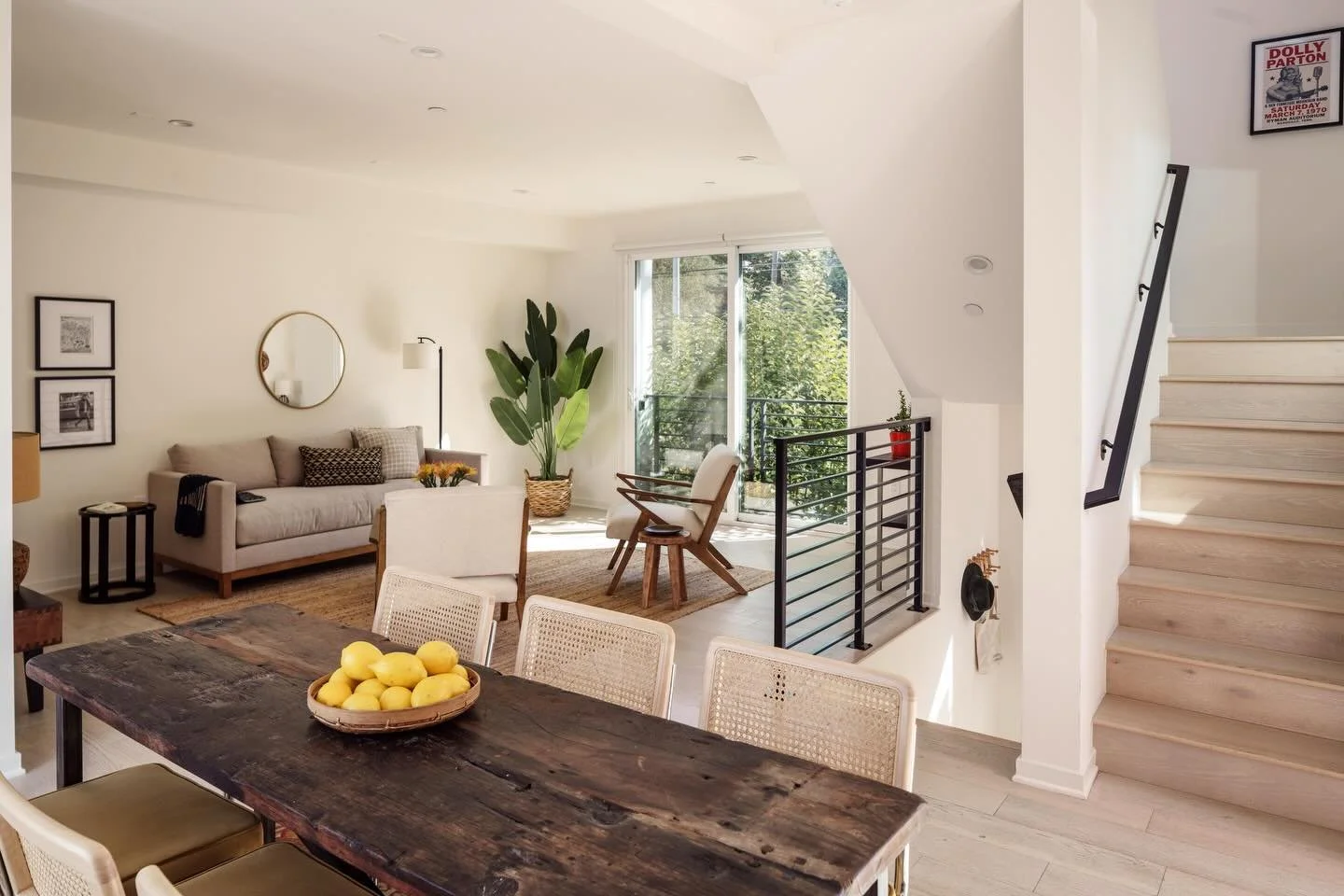 JUST LISTED ☀️ Built in 2019, this thoughtfully designed modern home is perfectly situated in the heart of Silver Lake, just moments away from some of the Eastside&rsquo;s best shops, restaurants, markets, and parks. The incredibly spacious multi-lev
