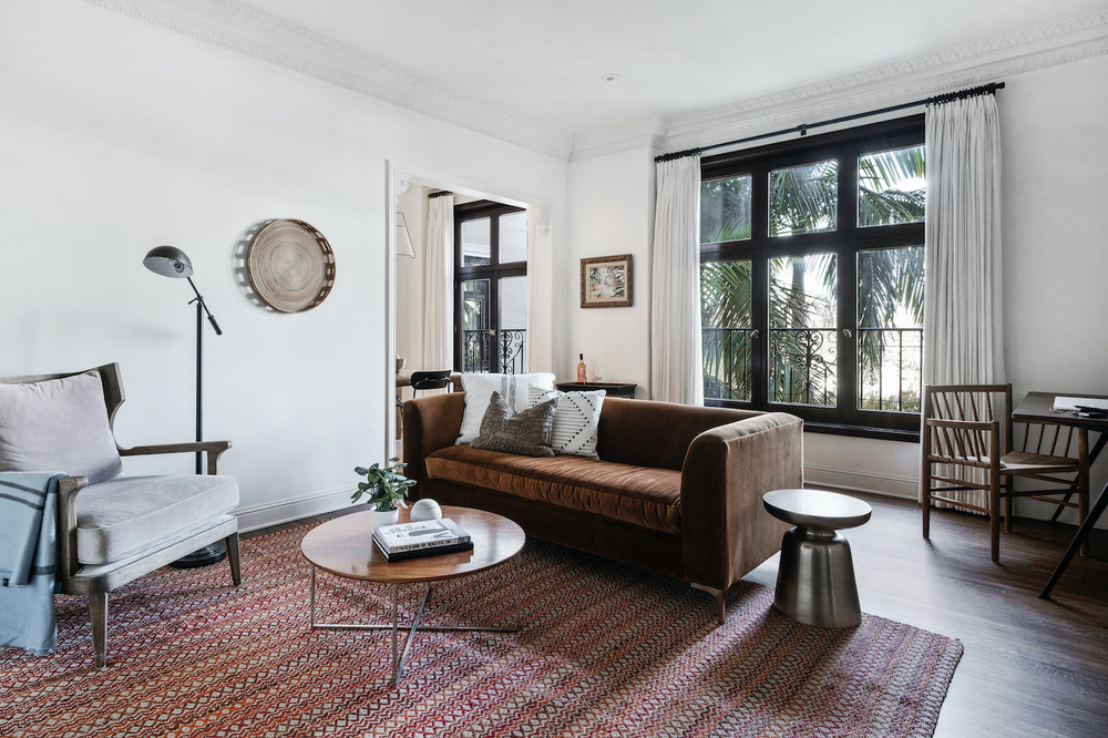 316 Rossmore Ave #403, Hancock Park <br>Sold - $799,000