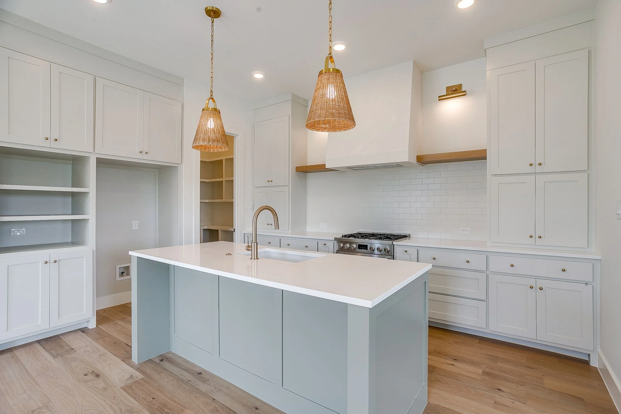 13841 Carnegie Dr (37 of 58).jpg