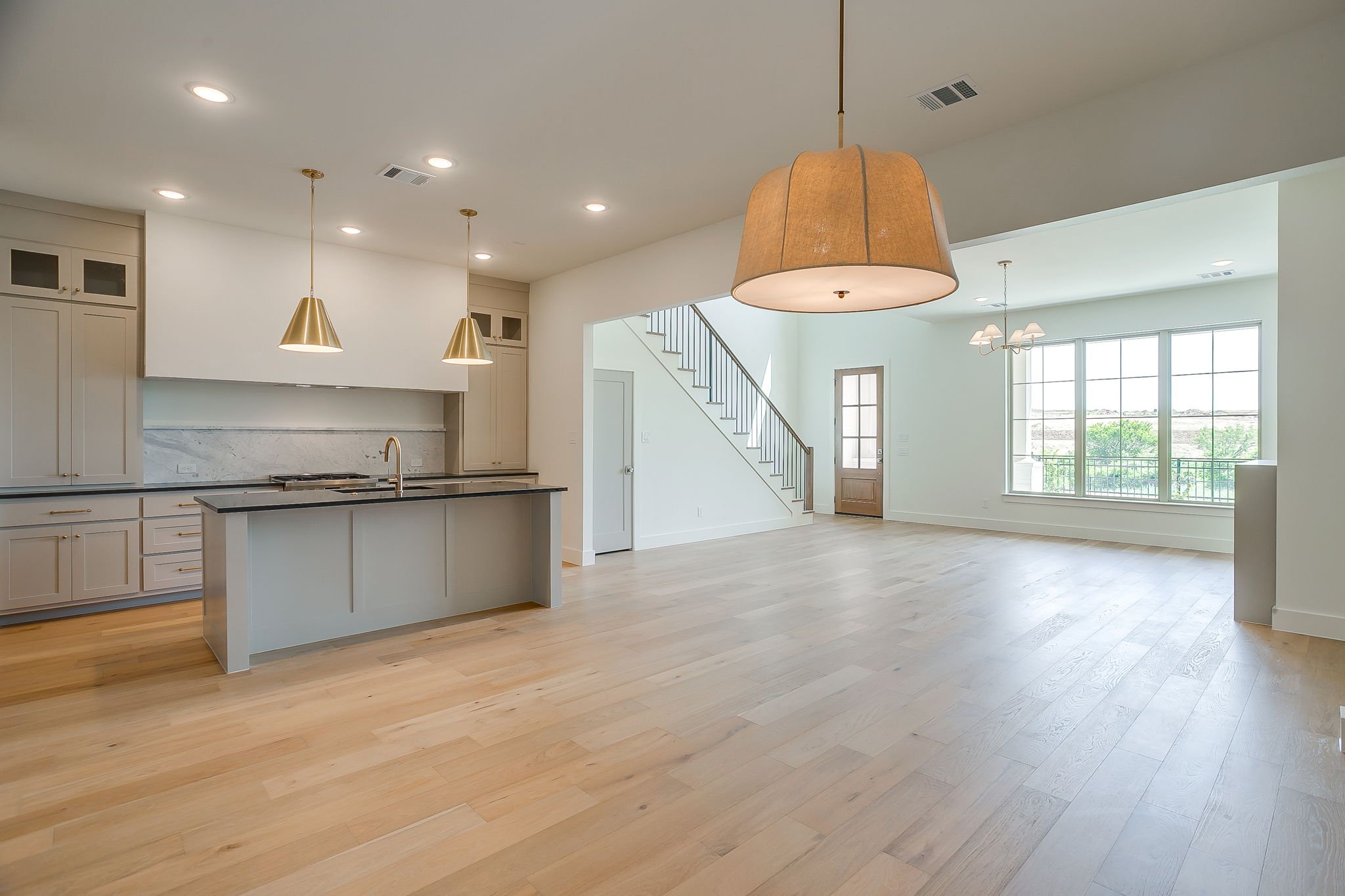 13837 Carnegie Dr (14 of 54).jpg