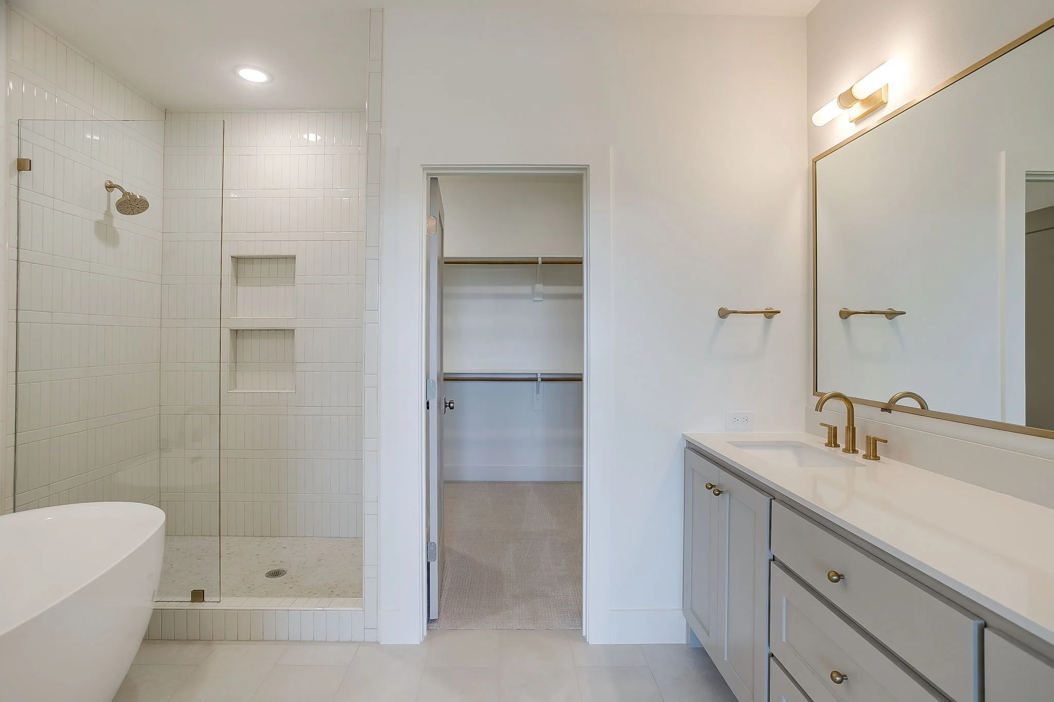13837 Carnegie Dr (37 of 54).jpg