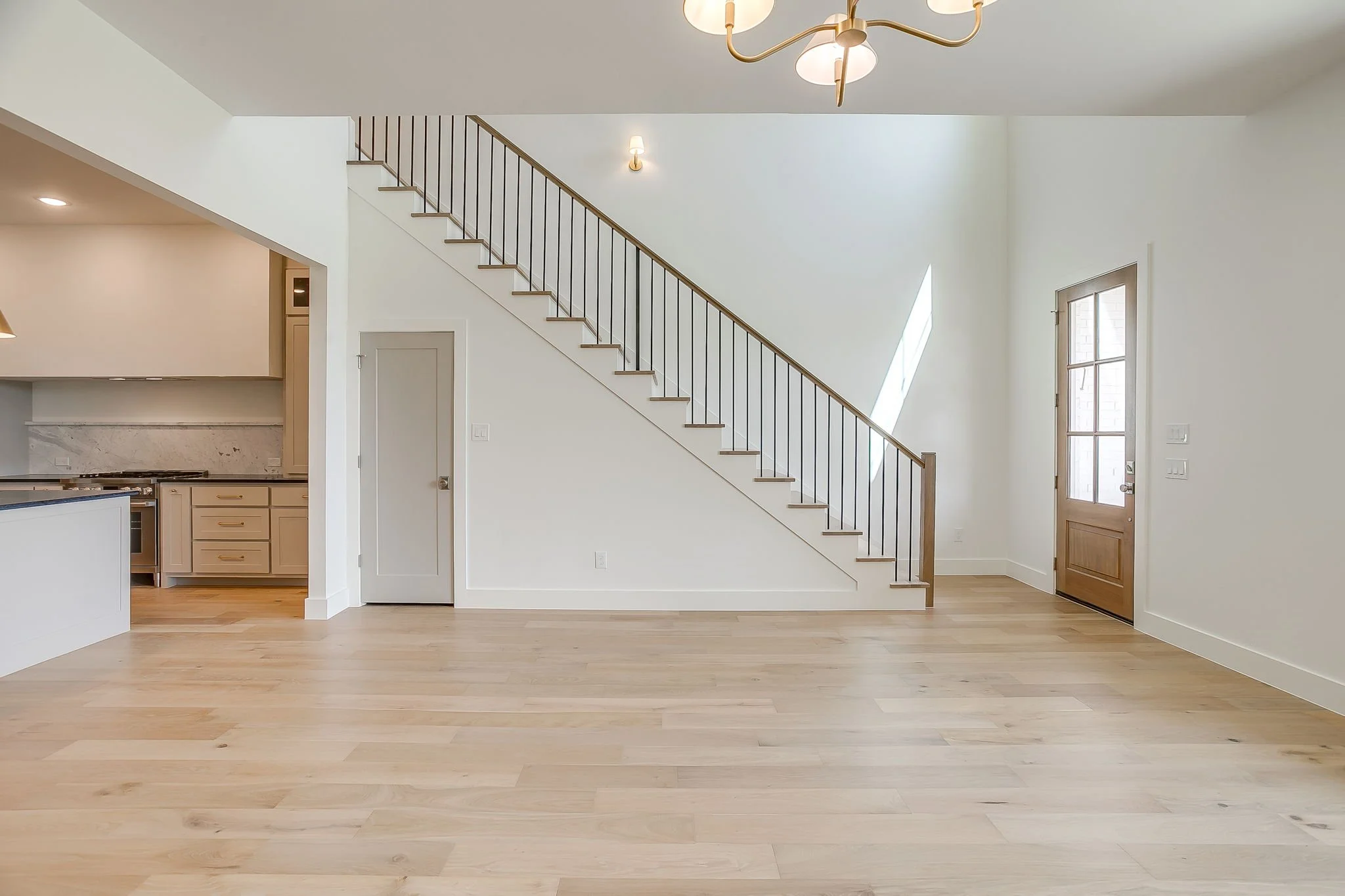 13837 Carnegie Dr (22 of 54).jpg