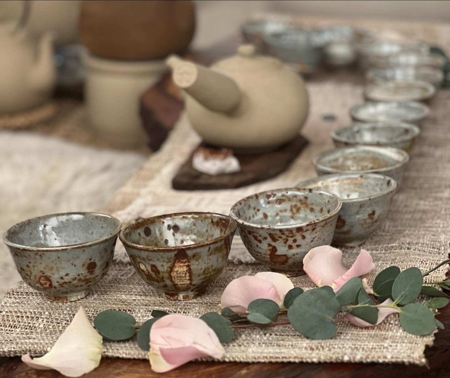 🍵✨ Exciting Announcement! Join us on a transformative journey through the healing world of tea with our fall cohort of Elemental Energetics Tea School! 🌿☕

Embark on this beautifully curated 4-month adventure where we delve deep into the art of Cha