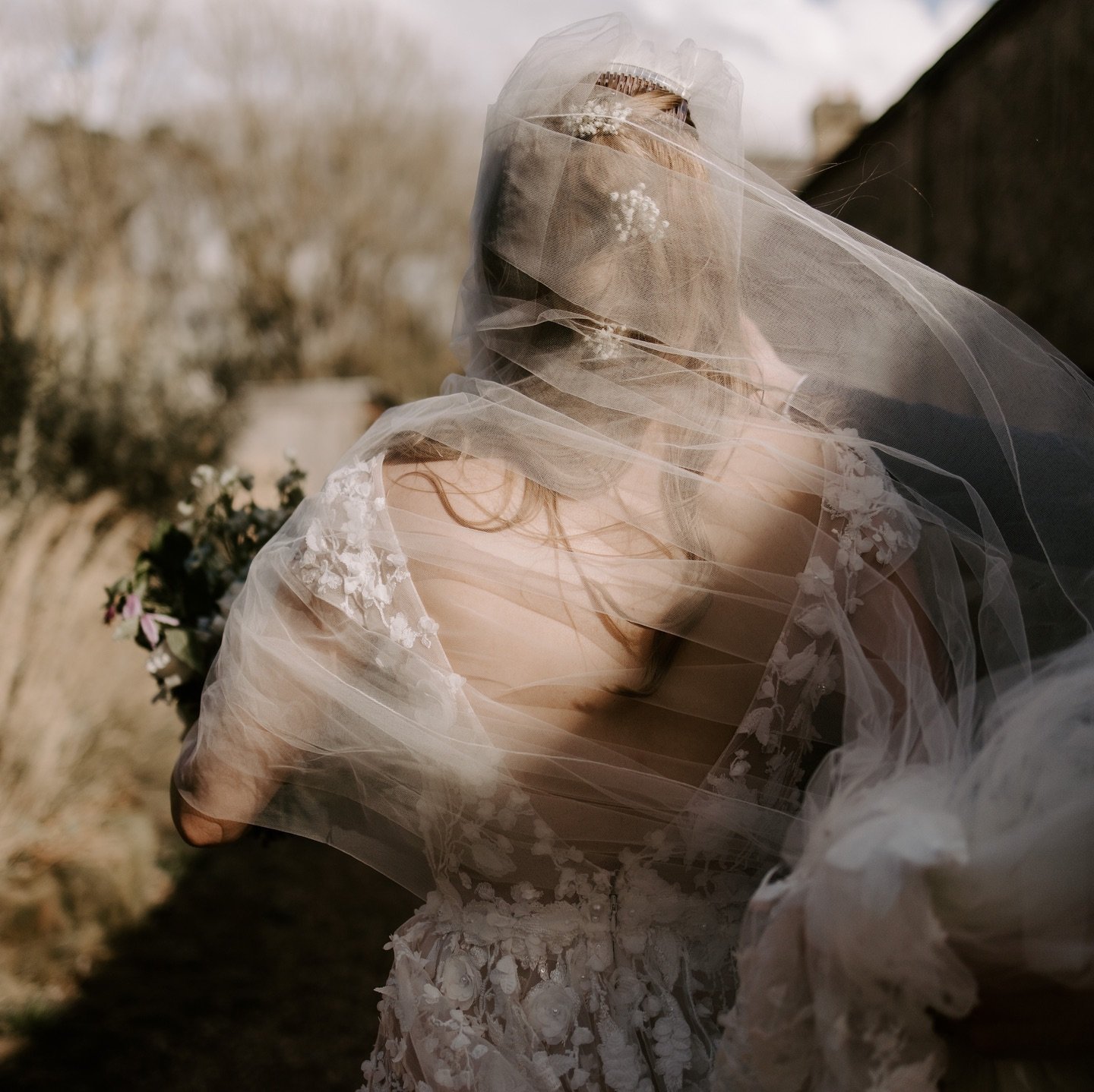 T H E 

Only good thing about a storm. 

Storm + veil + running back inside = lovely movement 

@candice.t.lewis @wyresdalepark @wyresdaleweddings 

#stormkathleen #storm #veil #weddingveil #weddinghair #wyresdalepark #lancashire #cumbria