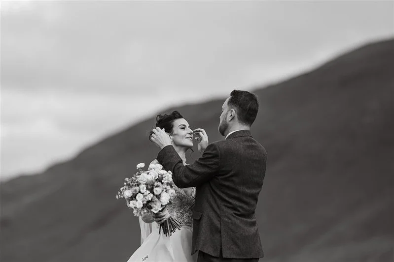 Lake district elopement - fleetwith pike wedding86.jpg