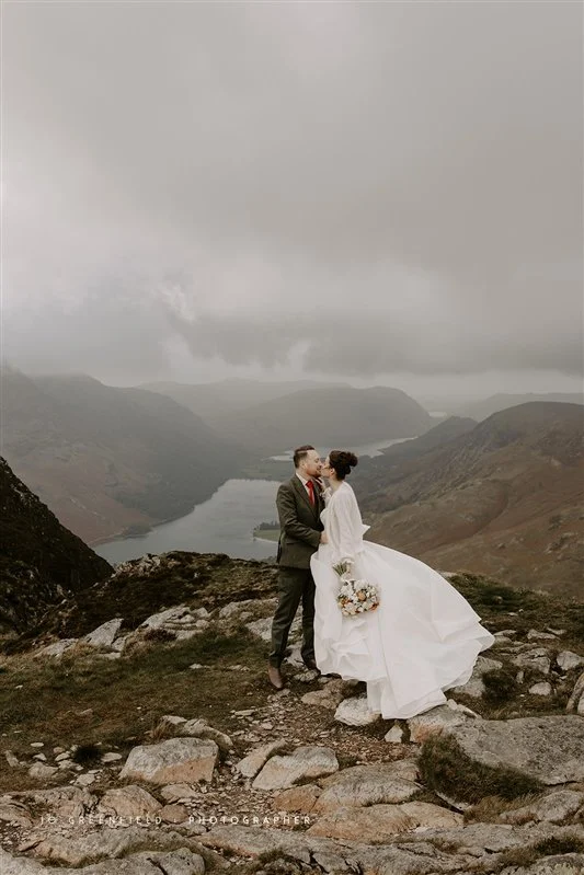 Fleetwith pike elopement lake district22.jpg