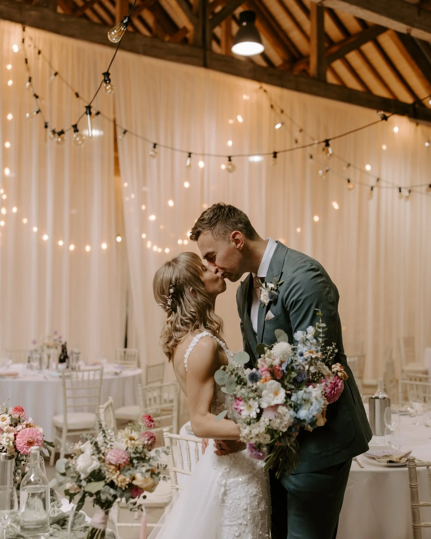 // T H R O W B A C K  S U N D A Y 

To Emma and Gareth&rsquo;s gorgeous day in Derbyshire last year, snippets taken from the many questionnaires I pinged out: 

Our priorities on our wedding day (and in life more broadly) are to be surrounded by love