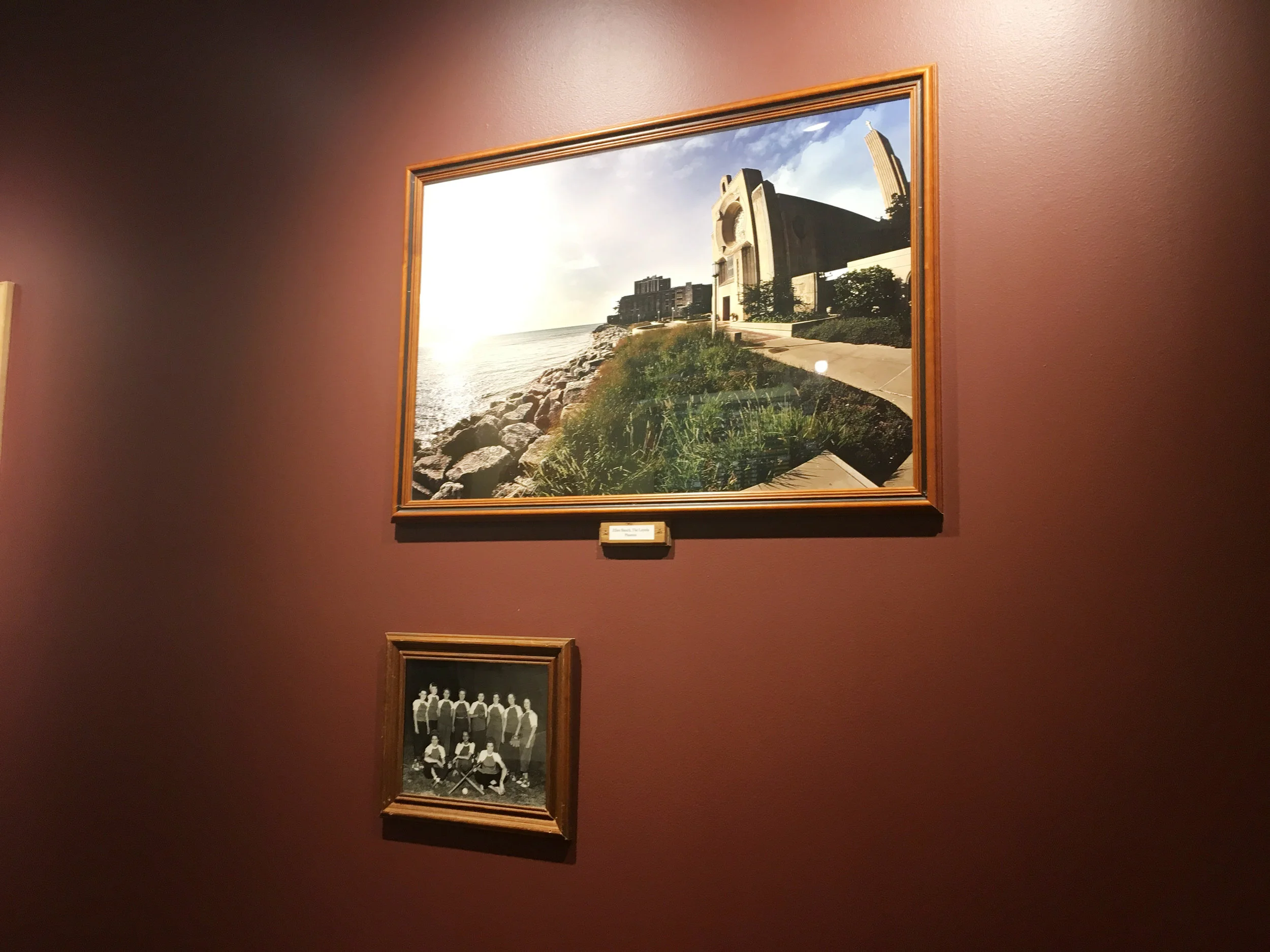 Photo on Display at Potbelly, 6464 N Sheridan Rd, Chicago, IL