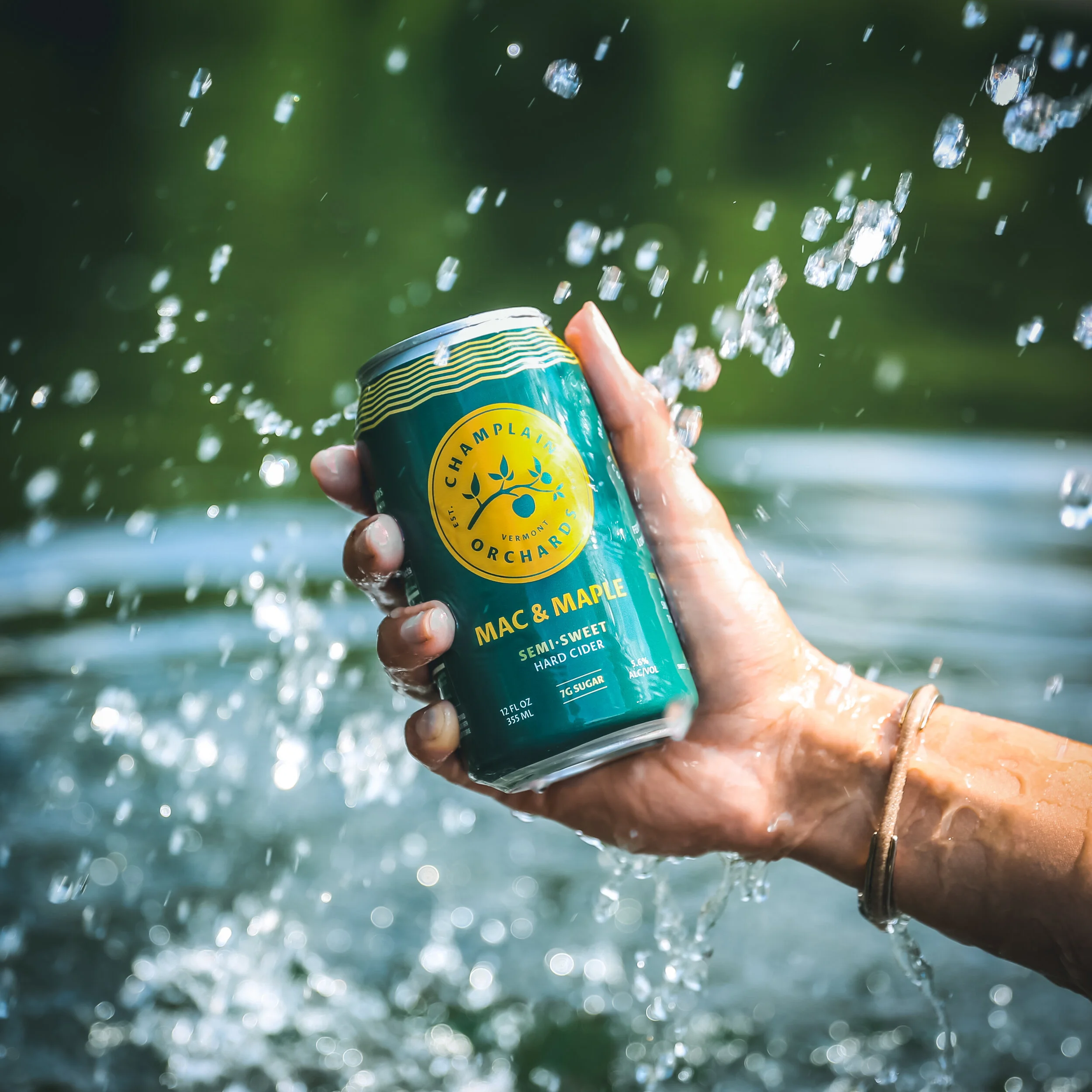 ChamplainOrchard_Hand_Splash (1 of 1).JPG