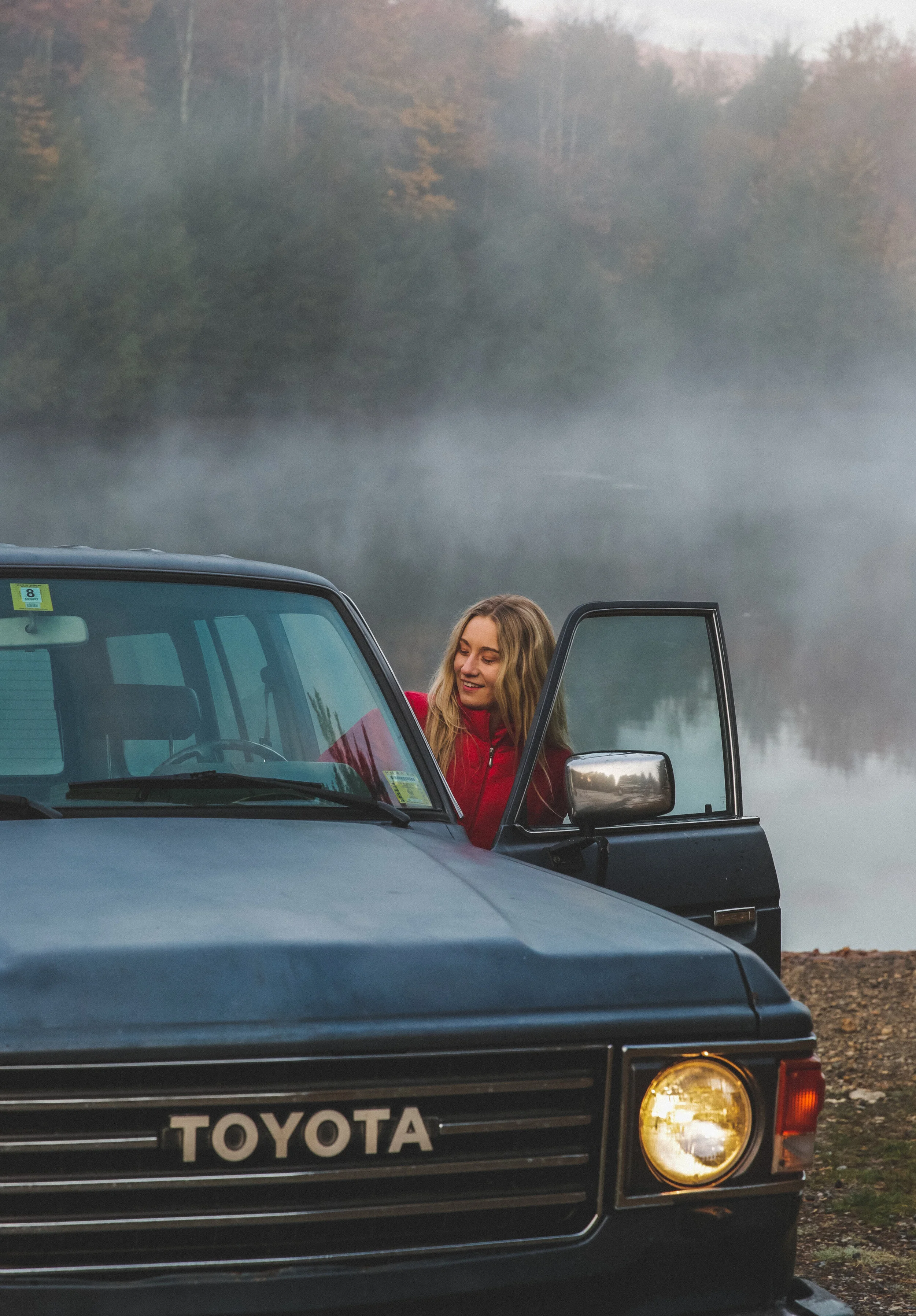 CassidyGettingIn (1 of 1).JPG